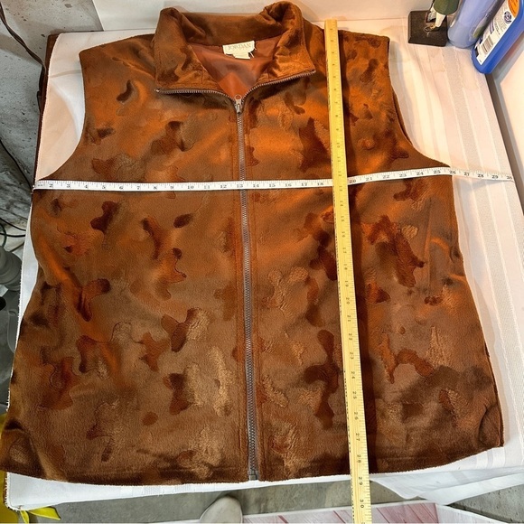 Women’s plus size Vest 1X Brown Full Zip Front Sleeveless Faux Fur Burnout - Picture 7 of 11